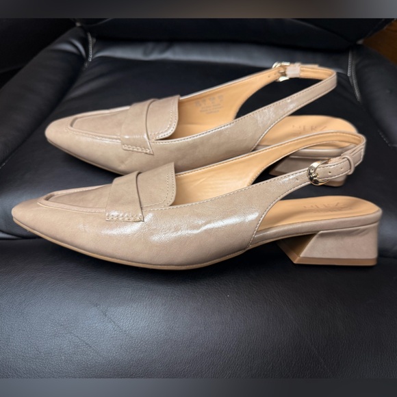 Naturalizer - Classic Taupe Slingback Loafer Flats - Women (size 11) - Picture 11 of 12